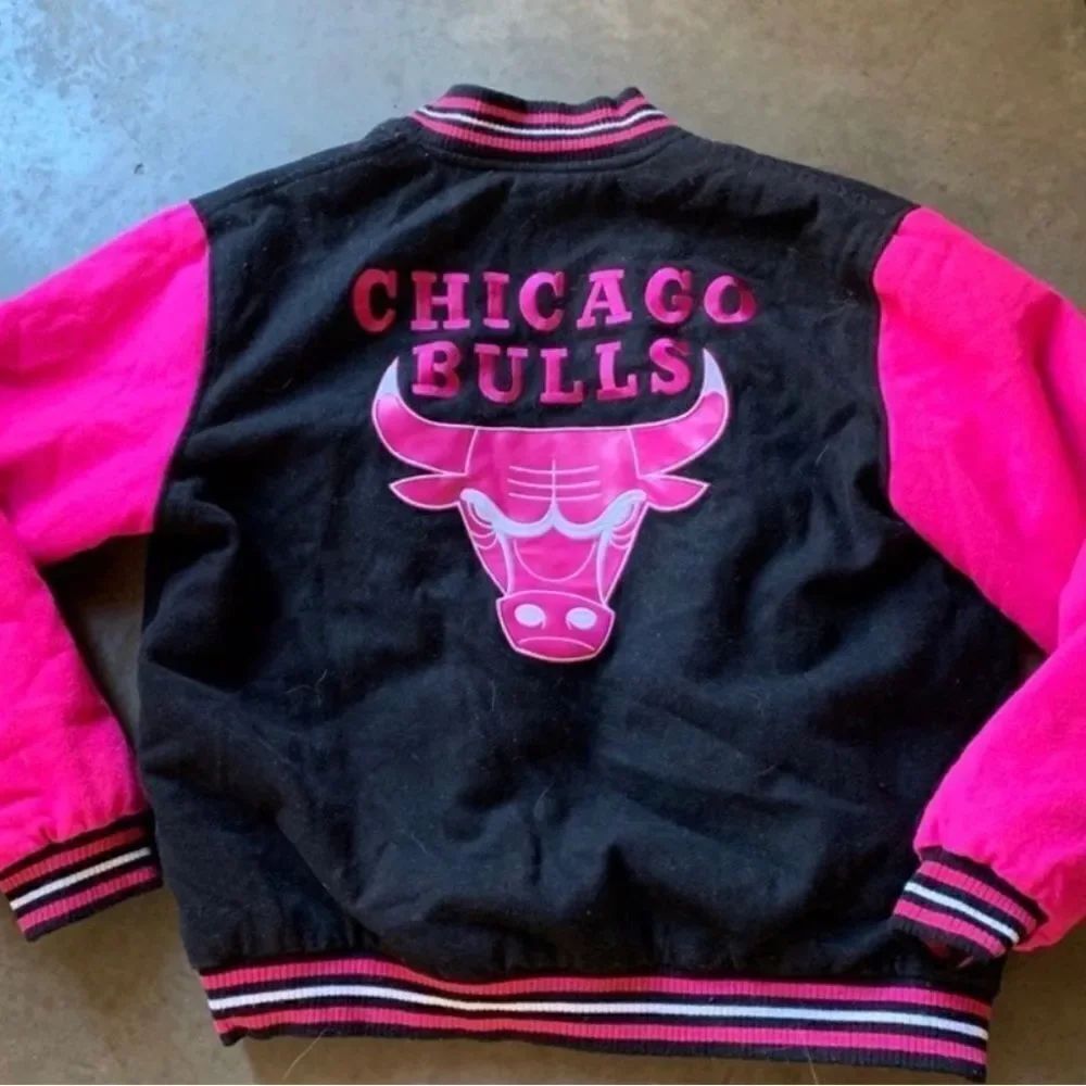 Vintage reversible Jeff Hamilton NBA Pink Chicago Bulls nascar varsity bomber